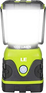 LE Linterna de Camping- Farol de Camping Regulable 1000 Lumen- 4 Modos Luz de Emergencia- Luces de Tienda Resistentes al Agua para Camping- Senderismo- Pesca- Cortes de Energía- 3 x D con pilas